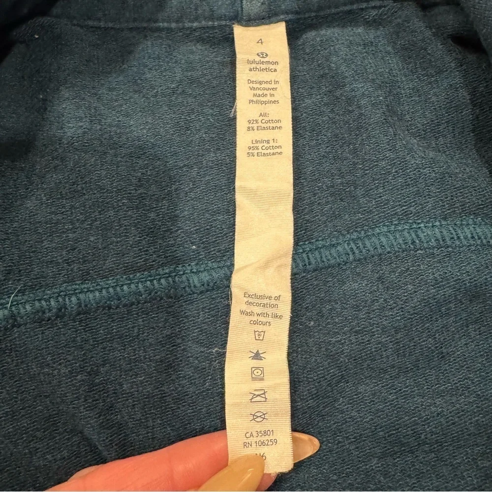 LULULEMON Coast Wrap II teal women’s jacket, size 4